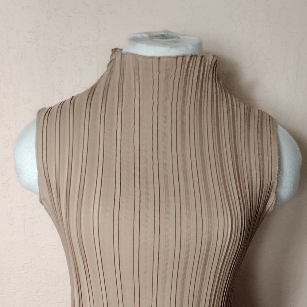 Gold Mock Neck Crinkled Blouse - Picture 3 of 8